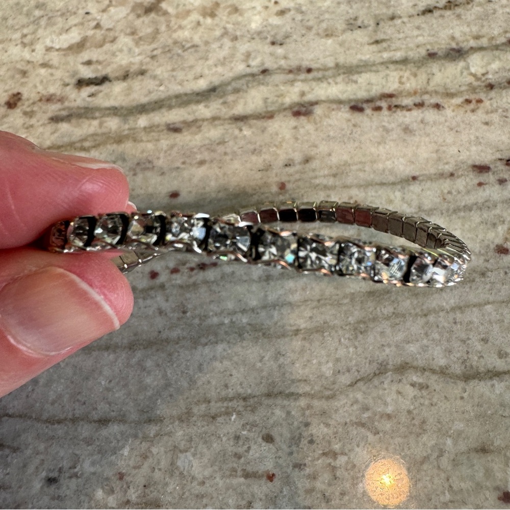 TOUCHSTONE CRYSTAL BY SWAROVSKI | April Birthstone Bracelet Crystal